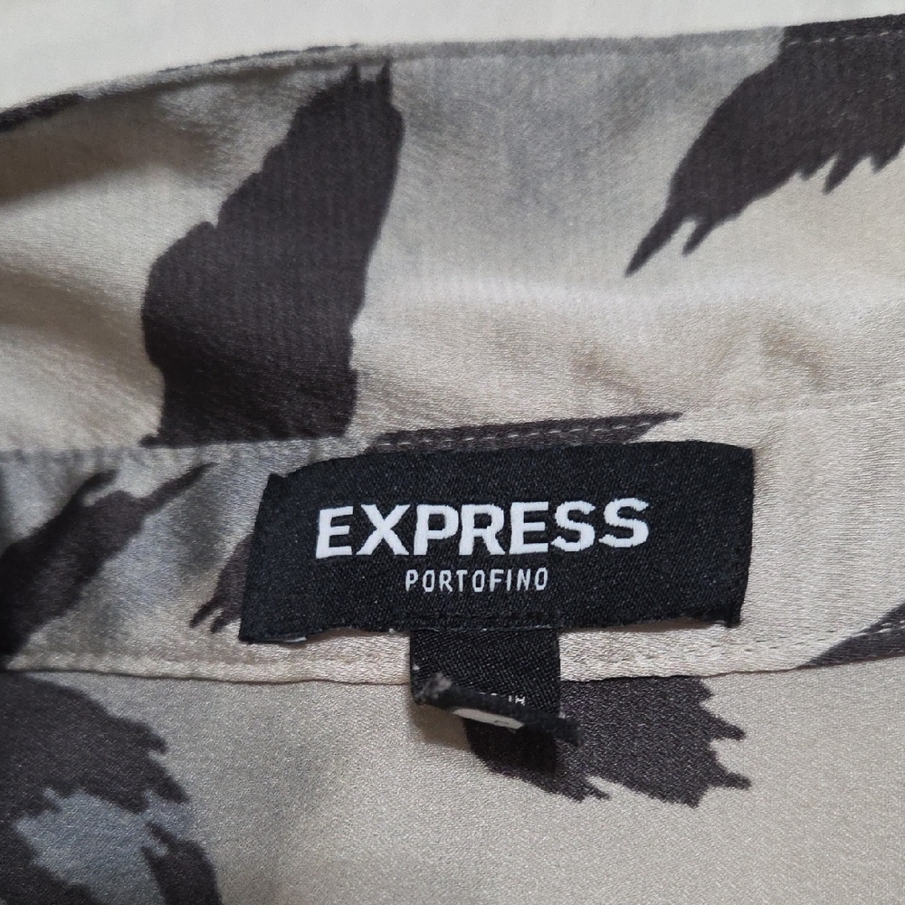 Express Black And Gray Patterned Blouse - image 3